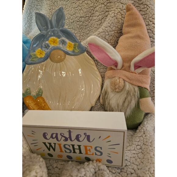 Easter Decor Bundle Gnome Serving Plate Plush Gnome Wood Sign - Picture 1 of 6